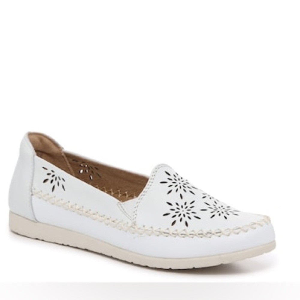 Earth Origins NWOT Lorelei Slip on Leather Shoes, Womens size 7